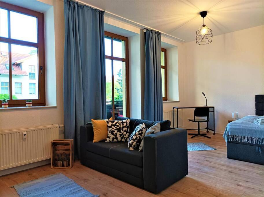 Modernes Apartment Mit Balkon Магдебург Екстериор снимка
