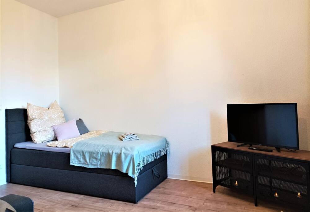Modernes Apartment Mit Balkon Магдебург Екстериор снимка